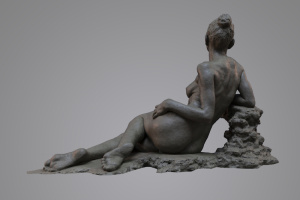 Jana Büttner, Advanced Sculpture, 3/4 reclining pose back view, waterbased clay, FAA Florence
