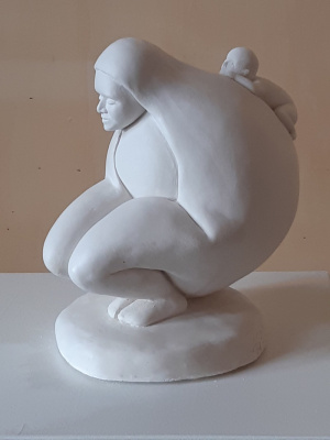 Astrid Gillenius, "Mother and Child", Plaster, 26x27x15 cm, 2020 Astrid Gillenius, "Mother and Child", Plaster, 26x27x15 cm, 2020