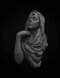 "Isabel", Waterbased clay, H61 x W42 x D21, 2018 Ange Schmiert, "Isabel", Waterbased clay, H61 x W42 x D21, 2018 - 3