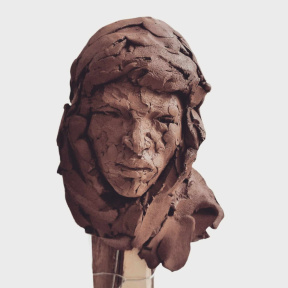 Valentina Zlatarova, Tribes 3, Clay, H20 x W18 x D18 cm, 2021 Valentina Zlatarova, Tribes 3, Clay, H20 x W18 x D18 cm, 2021