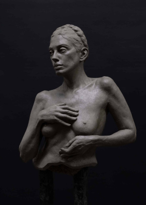 Avi Yosfan, Advanced Sculpture, Third Year, Portrait with hands